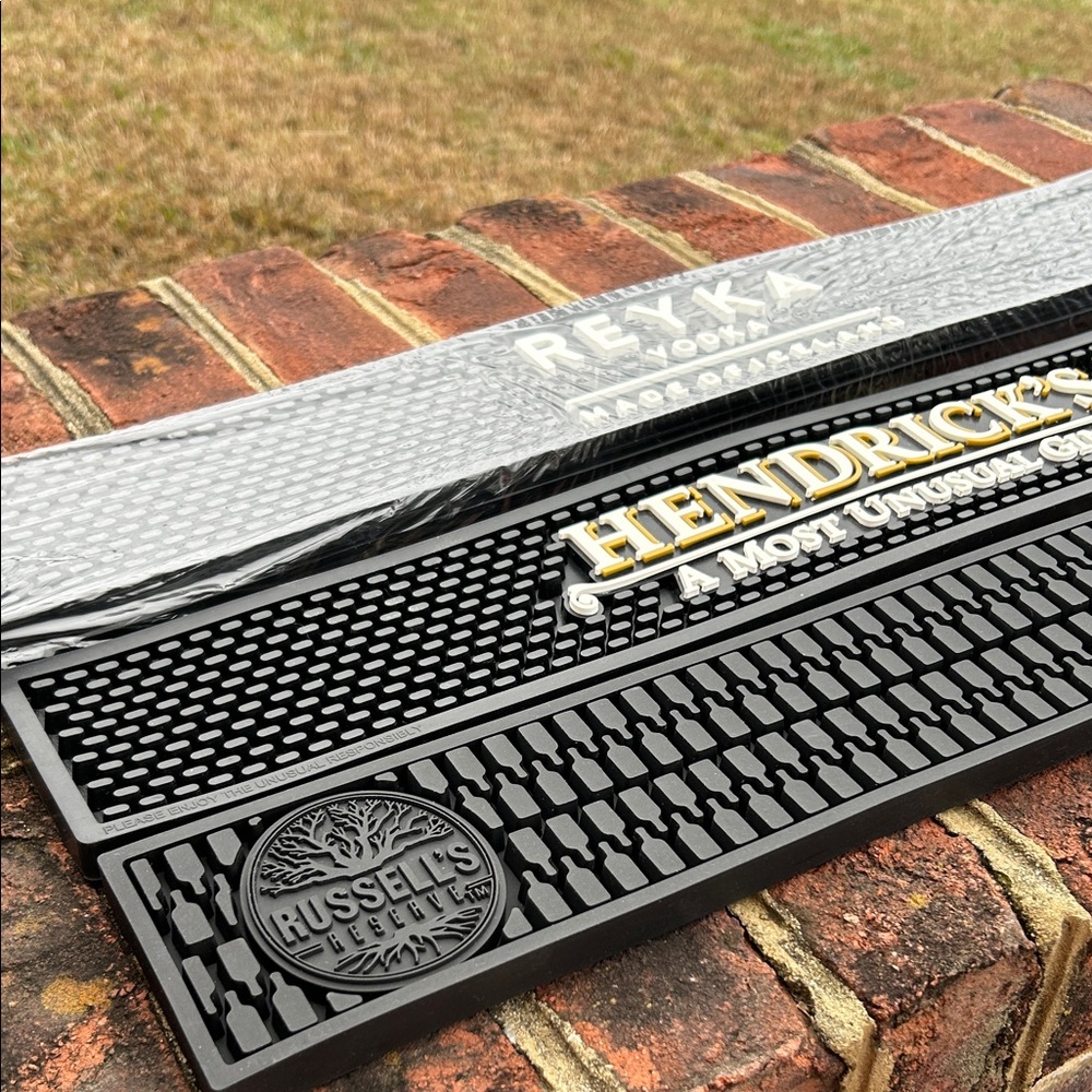 🔥Reyka,Hendricks and Russell’s reserve Bar mats